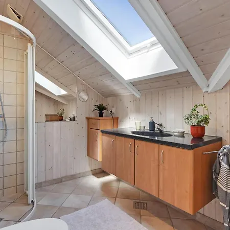 3 Bedroom Stunning In Hvide Sande