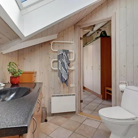 3 Bedroom Stunning In Hvide Sande Bjerregård