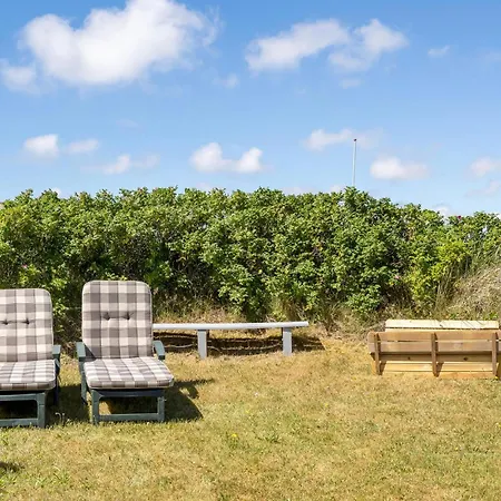 3 Bedroom Stunning In Hvide Sande *